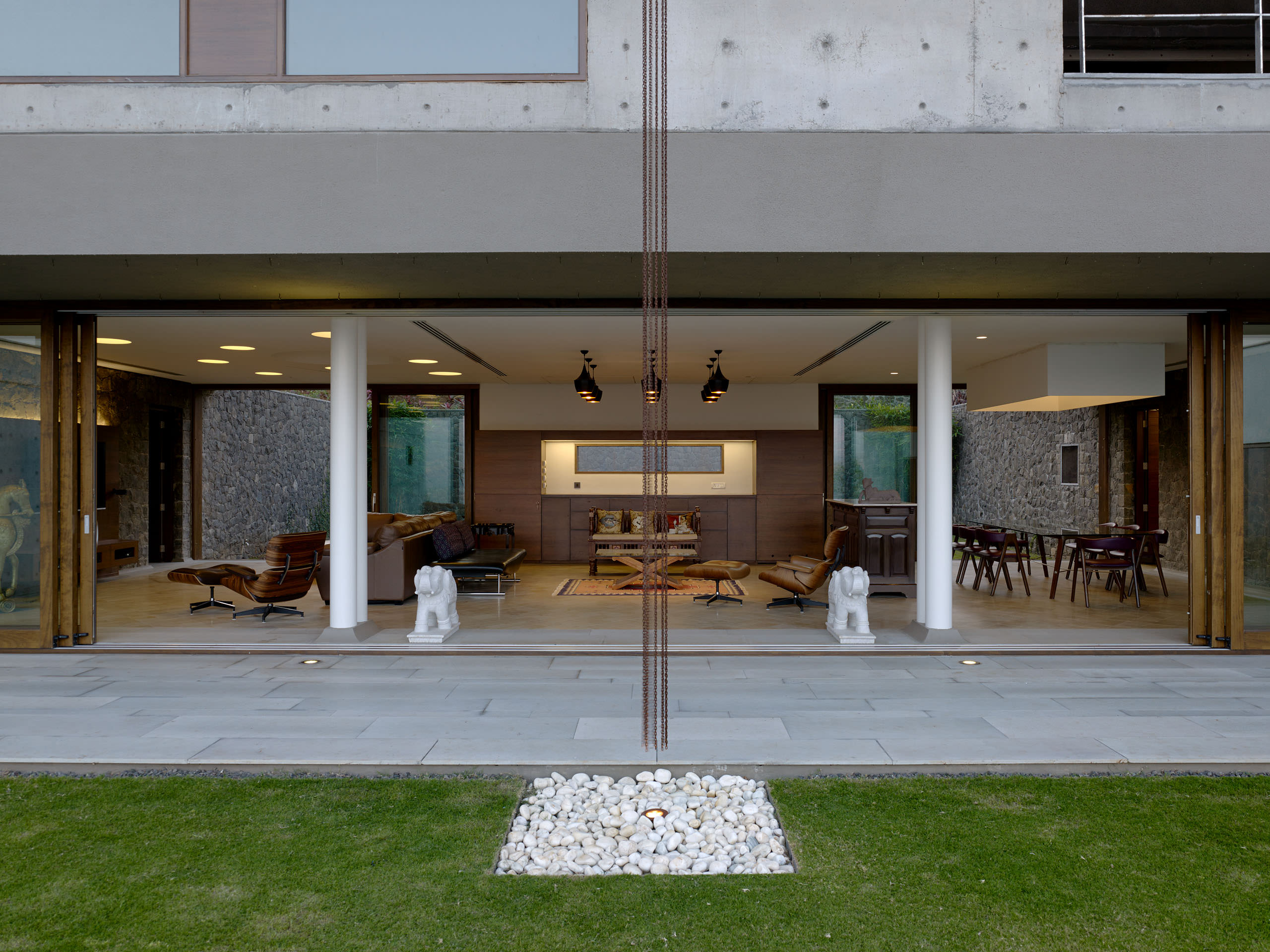 E14489 Alpa 042090 j2560